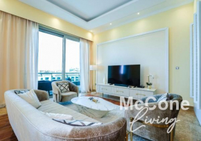 Beachfront 3BR Maid with Pool & Sea Views